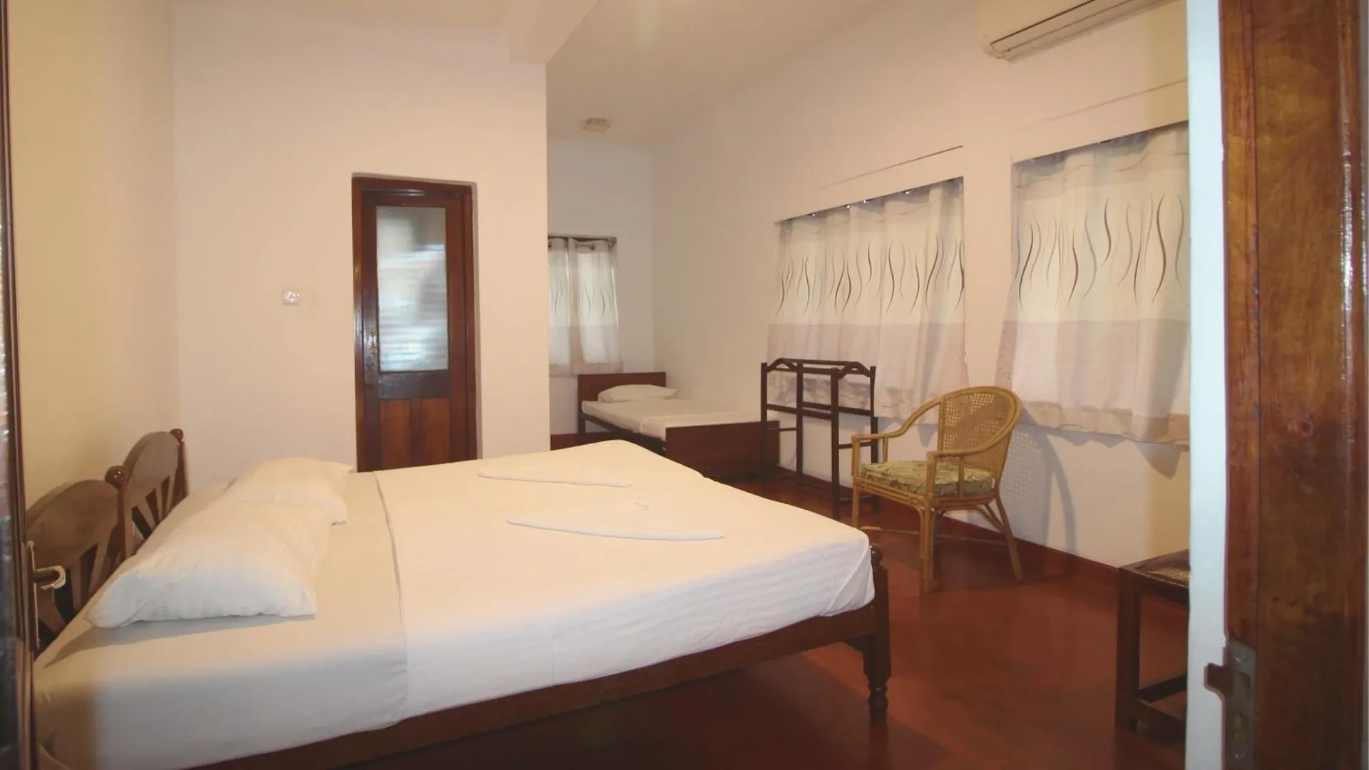 Kandy Boutique Villa By Fortuna Bungalows