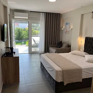 astra-suites.hotelschalkidiki.net/