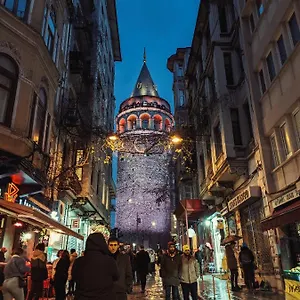 hotel-gritti-pera.istanbul-turkeyhotels.com/