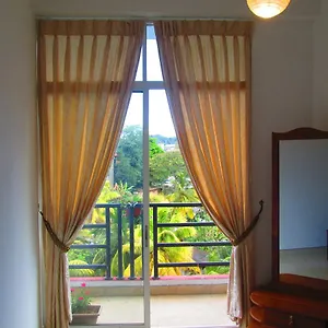 Otel Kandyan Sweet, Kandy