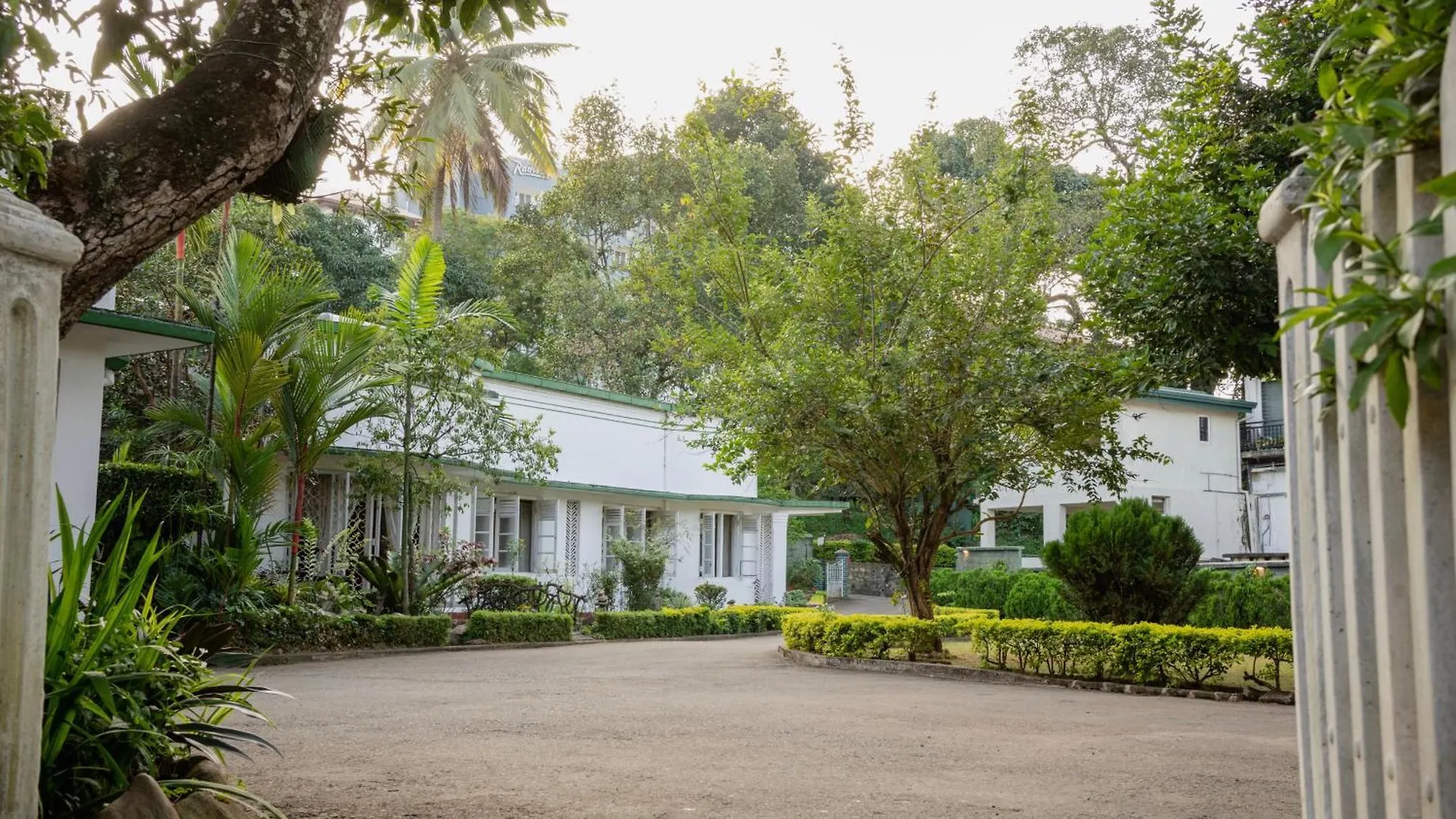 Kandy Boutique Villa By Fortuna Bungalows Bed & Breakfast