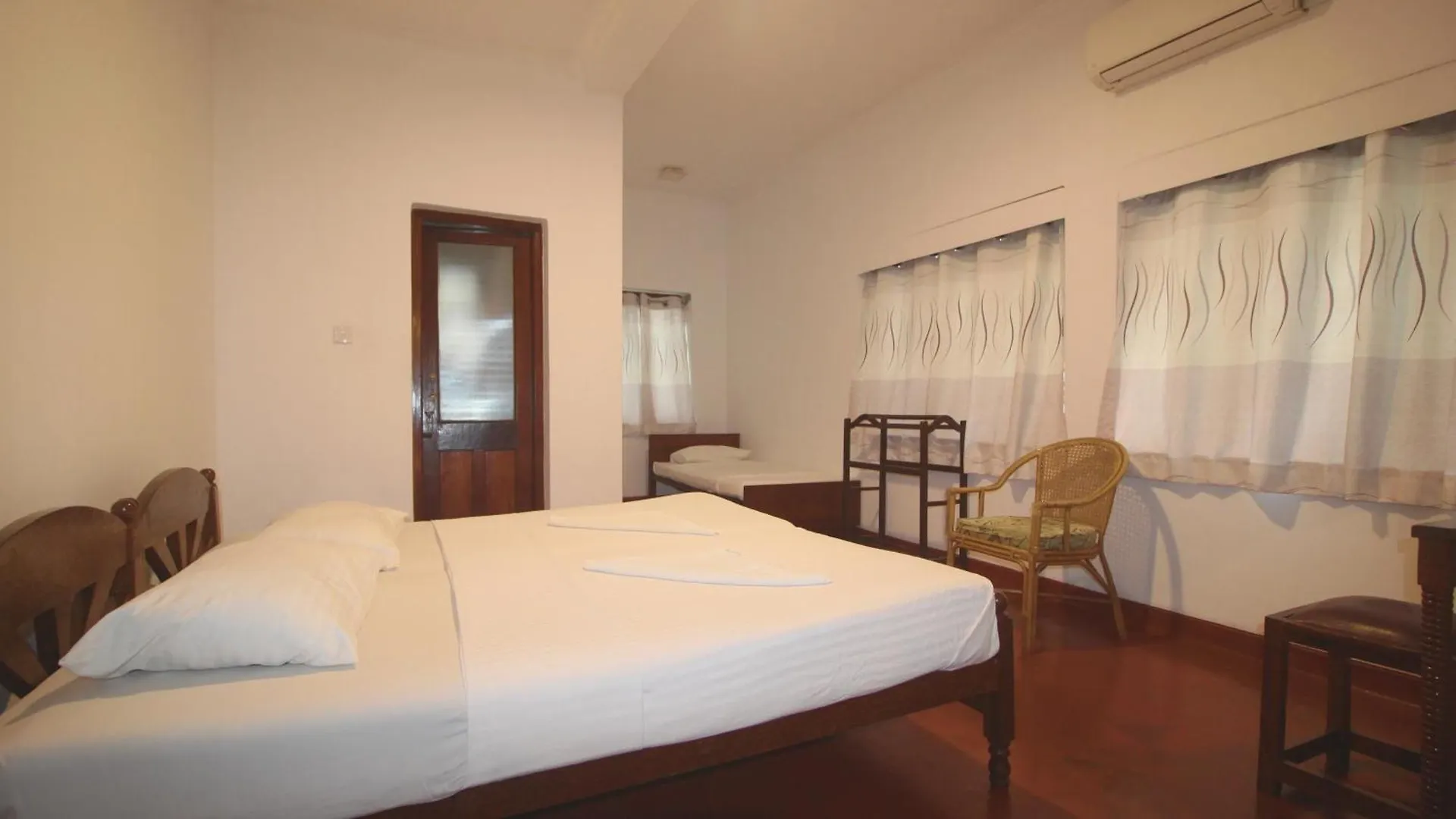 Bed & Breakfast Kandy Boutique Villa By Fortuna Bungalows Sri Lanka