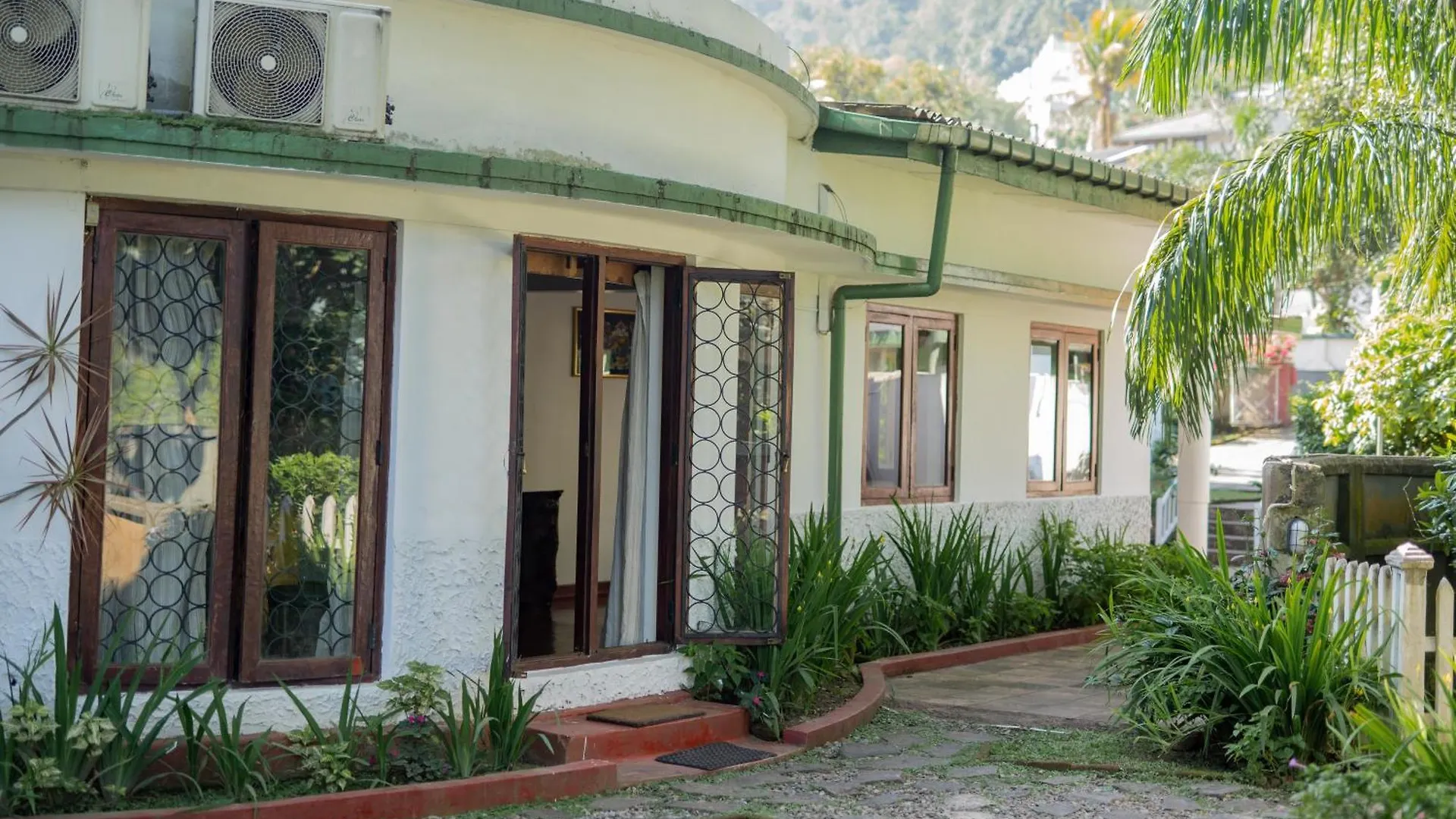 Kandy Boutique Villa By Fortuna Bungalows Bed & Breakfast